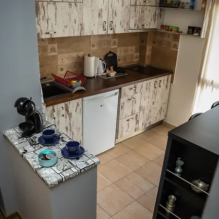 Rezervisi Slobodno, U Centru Smo Apartment Novi Sad Exterior photo