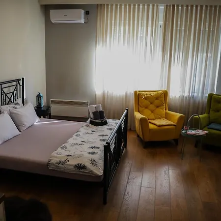 Rezervisi Slobodno, U Centru Smo Apartment Novi Sad Exterior photo